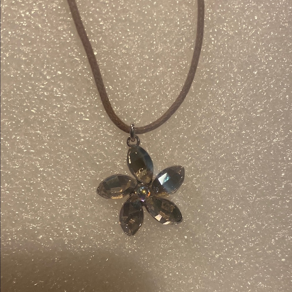 NWOT SWAROVSKI Elegant Crystal Flower Pendant Necklace